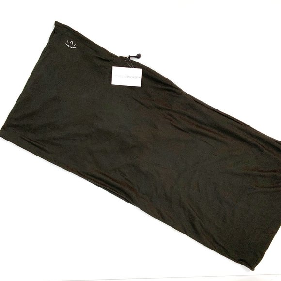 Beyond Yoga Brown Hidden Pocket Infinity Scarf New - Picture 3 of 16